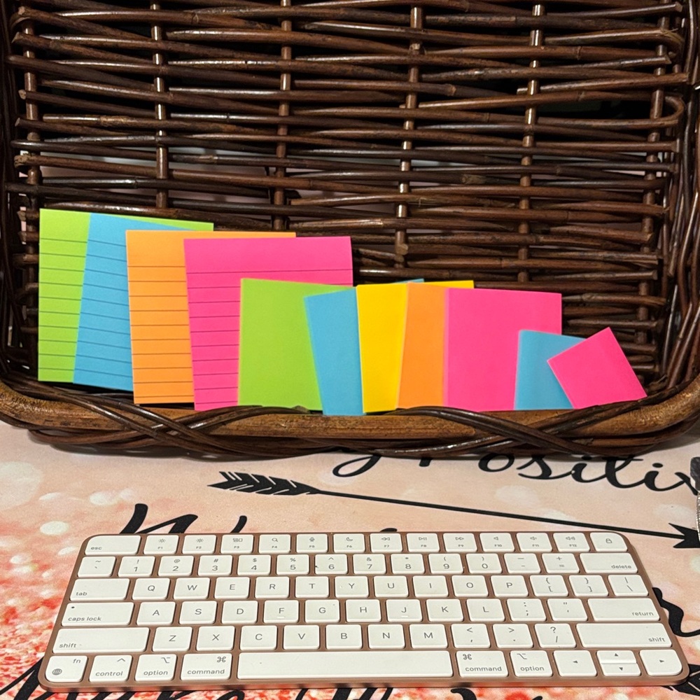 Post-It Notes Set of 11
